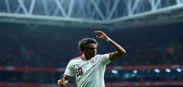 رسالة مدوية: أسطورة كوت ديفوار ديديه دروجبا يعلن دعمه الكامل للامين يامال ضد العنصرية